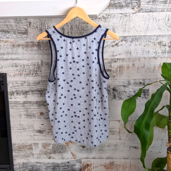 ⭐Lucky Brand⭐ Navy & Grey Stars Printed Sleeveless Tank Top Medium - Picture 5 of 5